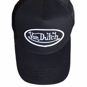 VON DUTCH CLASSIC TRUCKER NWT